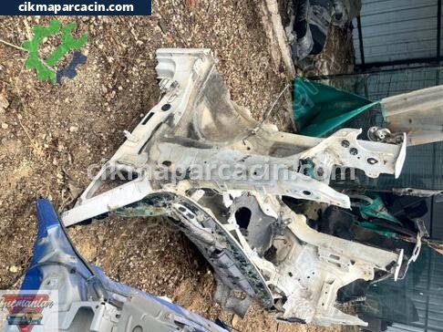 Volkswagen Caddy Sol Şasi çıkma parça