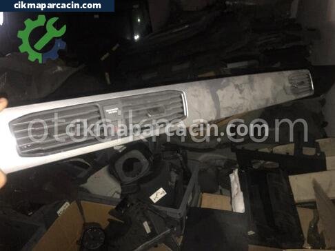 Volkswagen Caddy Torpido Çıtası çıkma parça