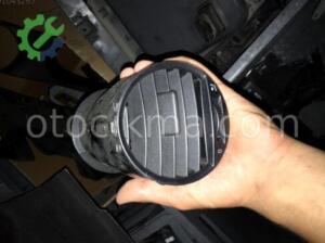 Volkswagen Caddy üfleme ızgarası hatasız orjinal çıkma