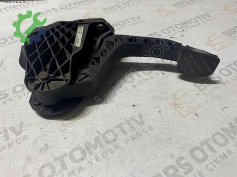 Volkswagen Caddy Pedal çıkma parça