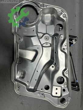 Volkswagen Golf Sağ Ön Cam Krikosu çıkma parça