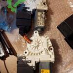 Çıkma Orijinal Cam Motoru Volkswagen Bora 9776