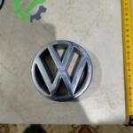 Volkswagen Golf 4 ön panjur arması