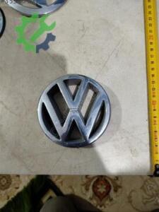 Volkswagen Golf 4 ön panjur arması