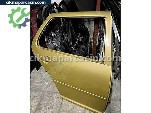 Volkswagen Golf Sağ Arka Kapı çıkma parça