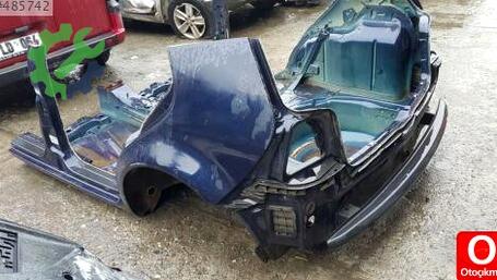 Volkswagen Golf Sol Arka Çamurluk çıkma parça