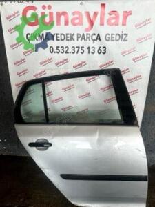 Volkswagen Golf Çıkma Sağ Arka Kapı