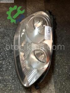 Volkswagen Golf 5 Sağ ön far hatasız orjinal çıkma