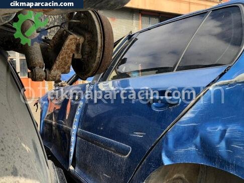 Volkswagen Golf Sol Arka Kapı Camı çıkma parça