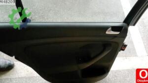 Volkswagen Golf 5 sol arka kapı döşemesi orjinal çıkma