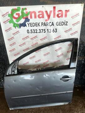 Volkswagen Golf Sol Ön Kapı çıkma parça