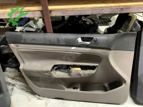 Volkswagen Golf Kapı Döşemesi çıkma parça