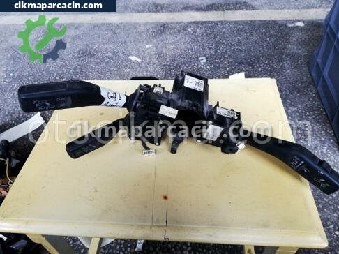 Volkswagen Golf Sinyal Kolu çıkma parça