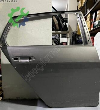 Volkswagen Golf Sağ Arka Kapı çıkma parça