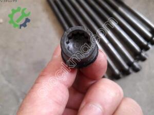 VOLKSWAGEN GOLF 7 DİZEL SİLİNDİR KAPAK CIVATALARI TAKIM
