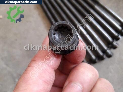 Volkswagen Golf Silindir Kapağı çıkma parça