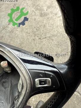 Volkswagen Golf Direksiyon Simidi çıkma parça
