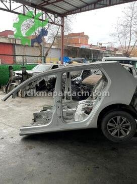 Volkswagen Golf Kesme Tavan Sacı çıkma parça