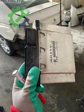 Volkswagen Golf Motor Beyni çıkma parça