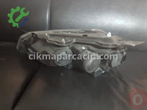 Volkswagen Golf Sağ Ön Far çıkma parça