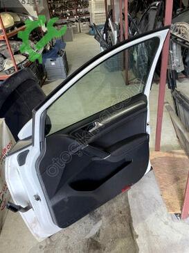 Volkswagen Golf Sağ Ön Kapı çıkma parça