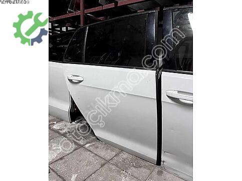 Volkswagen Golf Sağ Ön Kapı çıkma parça