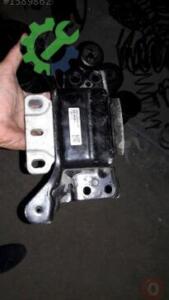 Volkswagen golf 7  şanzıman kulağı  çıkma parçalar