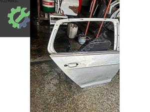 VOLKSWAGEN GOLF 7.5 SAĞ ARKA KAPI ÇIKMA ORJİNAL