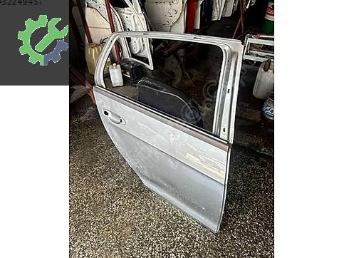 Volkswagen Golf Sağ Arka Kapı çıkma parça