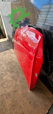 Volkswagen Golf Kaput 5G0823031 çıkma parça