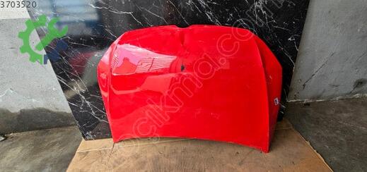 Volkswagen Golf Kaput 5G0823031 çıkma parça