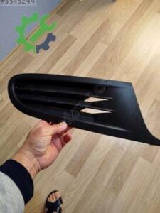 Volkswagen Golf mk6 ön tampon sağ sis kapağı