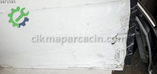Volkswagen Golf Sağ Ön Kapı 5G4831056 çıkma parça