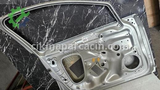 Volkswagen Golf Sol Ön Kapı 5G4831055 çıkma parça