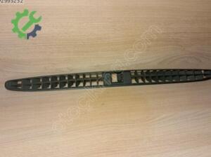 Volkswagen Golf 1998-2004 Orijinal Çıkma Ön Cam Izgarası 1J1857473B