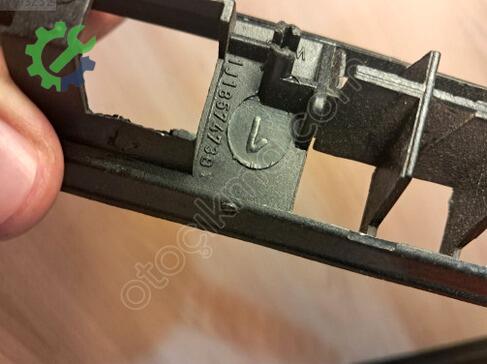 Volkswagen Golf Ön Cam Izgarası 1J1857473B çıkma parça