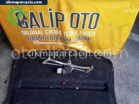 Volkswagen Golf Silecek Motoru çıkma parça