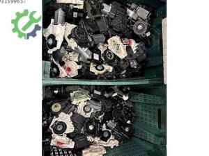 Volkswagen Grubu Çıkma Orijinal Cam Motorları