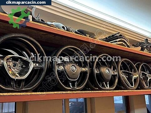 Volkswagen Passat Direksiyon Simidi çıkma parça