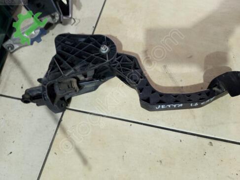 Volkswagen Jetta Pedal çıkma parça