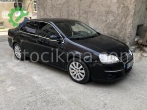 Volkswagen Jetta 1.6 TDİ Otomatik vites Kusursuz temizlikte