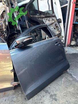 Volkswagen Jetta Sol Ön Kapı 2011-2017 çıkma parça