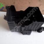VOLKSWAGEN JETTA  AKÜ YERİ