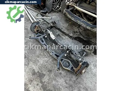 Volkswagen Jetta Arka Dingil çıkma parça