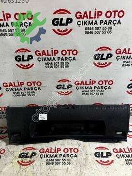 Volkswagen Jetta Bagaj Plastiği çıkma parça