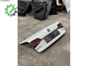 Volkswagen Jetta Bagaj Kapağı Hatasız Çıkma Orijinal