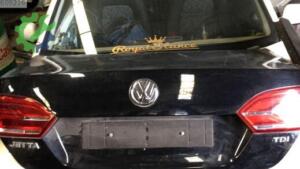 VOLKSWAGEN JETTA BAGAJ KAPISI VE TÜM ORJINAL ÇIKMA PARÇALAR