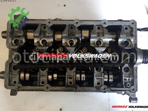 Volkswagen Jetta Silindir Kapağı 03G103373A çıkma parça