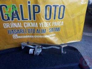Volkswagen Jetta Cam Motoru Hatasız Orjinal Çıkma