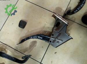Çıkma Pedal — Volkswagen Jetta